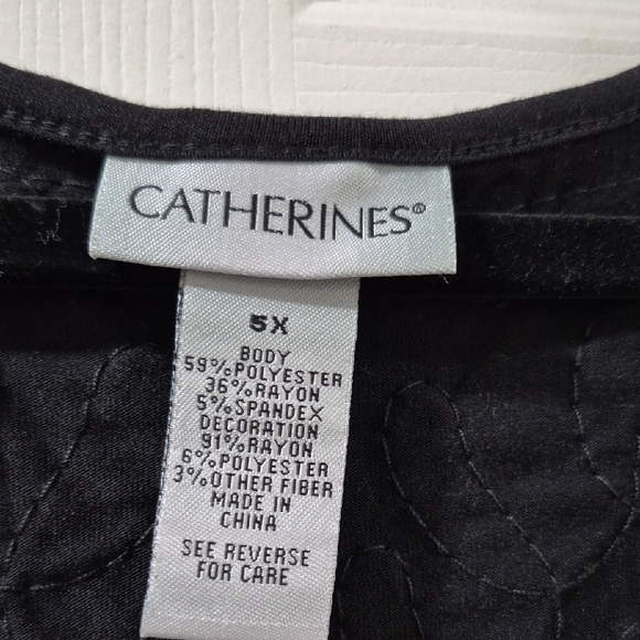 Catherines Black Tunic with Elegant Embroidery - Picture 2 of 4